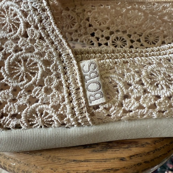 BOBS Skechers, crochet ladies slip on shoe excellent condition size 9.5 - Picture 4 of 12